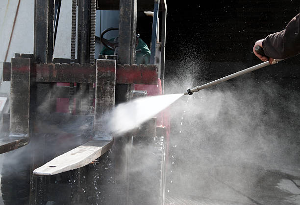 Best Affordable Pressure Washing  in Mcloud, OK